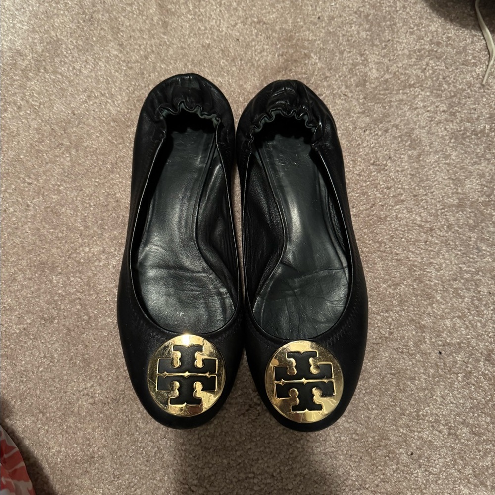 Tory Burch Clara Black Flats with Gold Emblem size 9.5